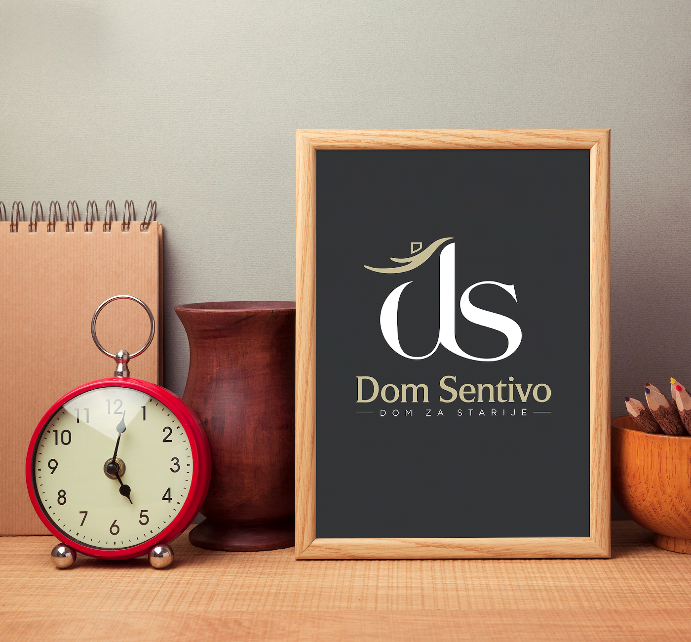 dom sentivo logo